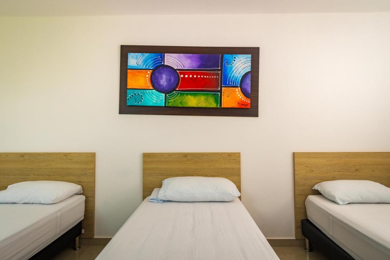 Genesis Hotel 辛塞莱霍 外观 照片
