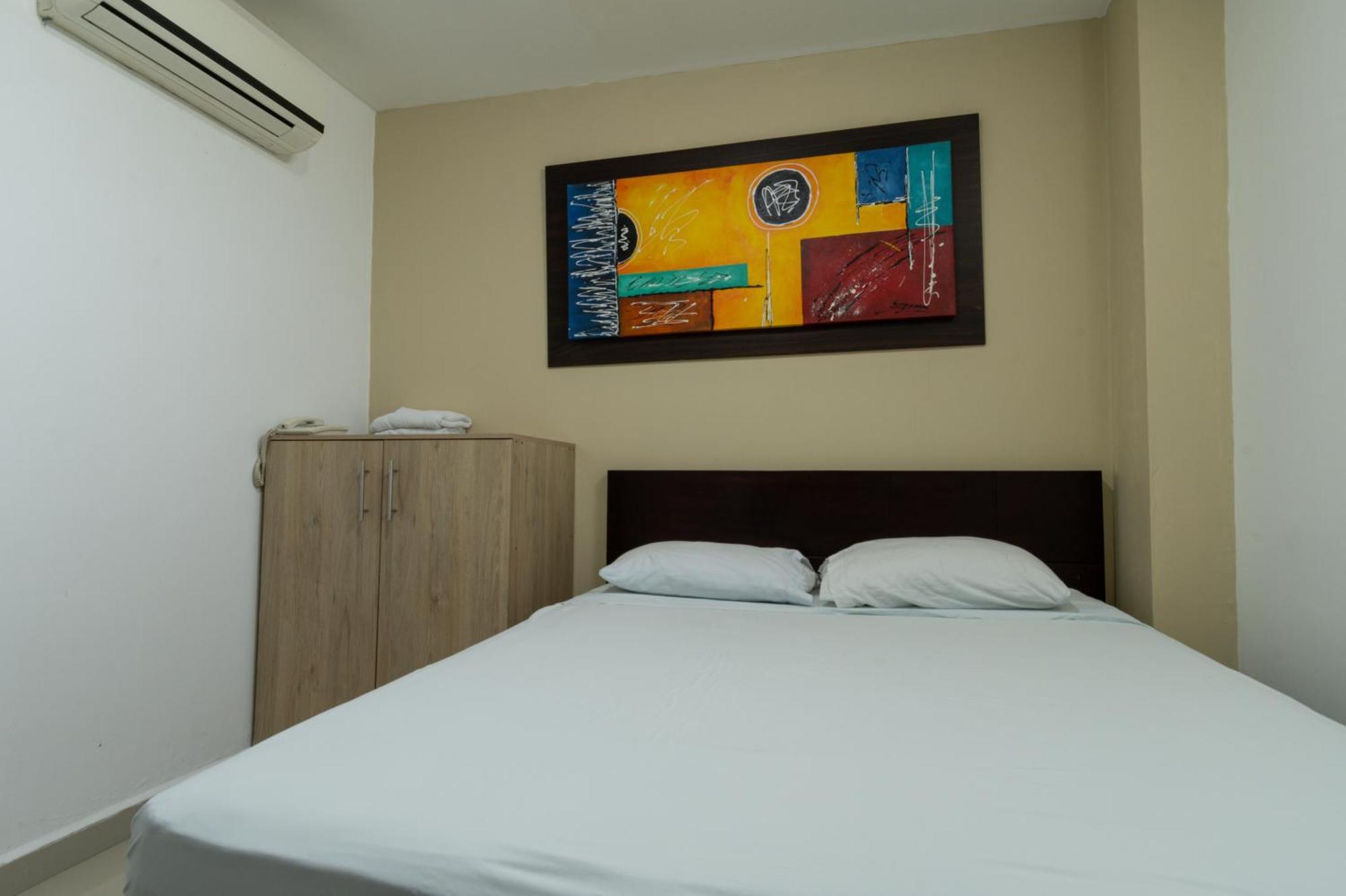 Genesis Hotel 辛塞莱霍 外观 照片