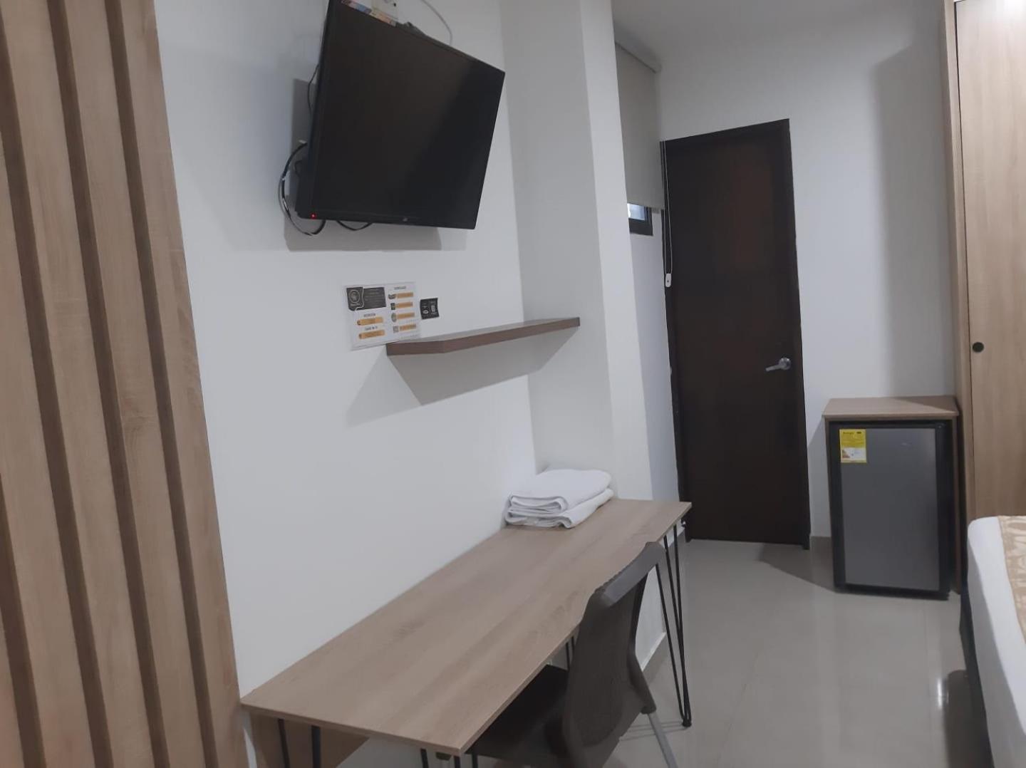 Genesis Hotel 辛塞莱霍 外观 照片