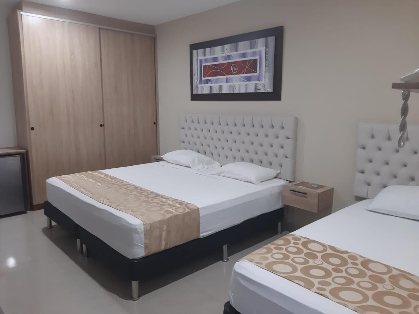 Genesis Hotel 辛塞莱霍 外观 照片